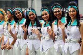 Grid girls. 25.03.2012. Formula 1 World Championship, Rd 2, Malaysian Grand Prix, Sepang, Malaysia, Sunday