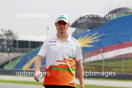 Nico Hulkenberg (GER) Sahara Force India F1 walks the circuit. 22.03.2012. Formula 1 World Championship, Rd 2, Malaysian Grand Prix, Sepang, Malaysia, Thursday