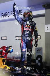 Race winner Sebastian Vettel (GER) Red Bull Racing RB8 celebrates in parc ferme. 23.09.2012. Formula 1 World Championship, Rd 14, Singapore Grand Prix, Singapore, Singapore, Race Day