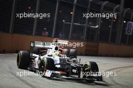 Sergio Perez (MEX) Sauber C31. 23.09.2012. Formula 1 World Championship, Rd 14, Singapore Grand Prix, Singapore, Singapore, Race Day