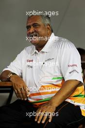 Dr. Vijay Mallya (IND) Sahara Force India F1 Team Owner. 22.09.2012. Formula 1 World Championship, Rd 14, Singapore Grand Prix, Singapore, Singapore, Qualifying Day