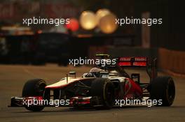 Lewis Hamilton (GBR) McLaren MP4/27. 22.09.2012. Formula 1 World Championship, Rd 14, Singapore Grand Prix, Singapore, Singapore, Qualifying Day