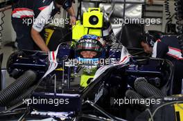 Valtteri Bottas (FIN) Williams FW34 Third Driver in the pits. 12.07.2012. Formula One Young Drivers Test, Day 1, Silverstone, England.