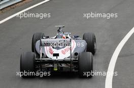 Valtteri Bottas (FIN) Williams FW34 Third Driver leaves the pits. 13.07.2012. Formula One Young Drivers Test, Day 2, Silverstone, England.