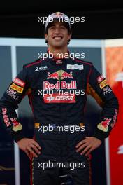 06.02.2012 Jerez, Spain,  Daniel Ricciardo (AUS), Scuderia Toro Rosso  - Toro Rosso STR7 Launch