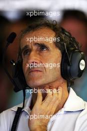 Alain Prost (FRA). 02.11.2012. Formula 1 World Championship, Rd 18, Abu Dhabi Grand Prix, Yas Marina Circuit, Abu Dhabi, Practice Day.