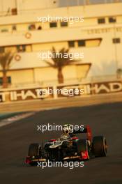 Romain Grosjean (FRA) Lotus F1 E20. 02.11.2012. Formula 1 World Championship, Rd 18, Abu Dhabi Grand Prix, Yas Marina Circuit, Abu Dhabi, Practice Day.