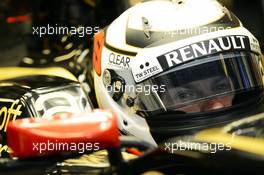 Kimi Raikkonen (FIN) Lotus F1 E20. 02.11.2012. Formula 1 World Championship, Rd 18, Abu Dhabi Grand Prix, Yas Marina Circuit, Abu Dhabi, Practice Day.