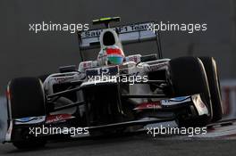 Sergio Perez (MEX) Sauber C31. 02.11.2012. Formula 1 World Championship, Rd 18, Abu Dhabi Grand Prix, Yas Marina Circuit, Abu Dhabi, Practice Day.