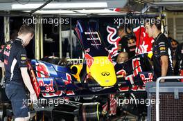 Red Bull Racing RB8 front wing. 02.11.2012. Formula 1 World Championship, Rd 18, Abu Dhabi Grand Prix, Yas Marina Circuit, Abu Dhabi, Practice Day.