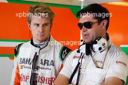 (L to R): Nico Hulkenberg (GER) Sahara Force India F1 with Bradley Joyce (GBR) Sahara Force India F1 Race Engineer. 02.11.2012. Formula 1 World Championship, Rd 18, Abu Dhabi Grand Prix, Yas Marina Circuit, Abu Dhabi, Practice Day.