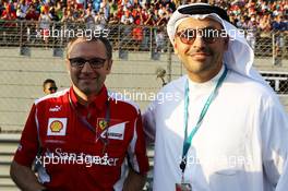 Stefano Domenicali (ITA) Ferrari General Director with Sheikh Mansour bin Zayed bin Sultan Al Nahyan (Right). 04.11.2012. Formula 1 World Championship, Rd 18, Abu Dhabi Grand Prix, Yas Marina Circuit, Abu Dhabi, Race Day.