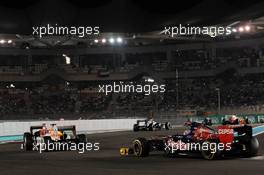 Daniel Ricciardo (AUS) Scuderia Toro Rosso STR7. 04.11.2012. Formula 1 World Championship, Rd 18, Abu Dhabi Grand Prix, Yas Marina Circuit, Abu Dhabi, Race Day.