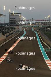 Kamui Kobayashi (JPN) Sauber C31. 04.11.2012. Formula 1 World Championship, Rd 18, Abu Dhabi Grand Prix, Yas Marina Circuit, Abu Dhabi, Race Day.