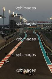 Sergio Perez (MEX) Sauber C31. 04.11.2012. Formula 1 World Championship, Rd 18, Abu Dhabi Grand Prix, Yas Marina Circuit, Abu Dhabi, Race Day.