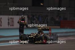 Romain Grosjean (FRA), Lotus Renault F1 Team crashes out of the race  04.11.2012. Formula 1 World Championship, Rd 18, Abu Dhabi Grand Prix, Abu Dhabi, UAE, Race Day