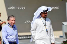 (L to R): Jean Todt (FRA) FIA President with Mohammed Bin Sulayem (UAE). 03.11.2012. Formula 1 World Championship, Rd 18, Abu Dhabi Grand Prix, Yas Marina Circuit, Abu Dhabi, Qualifying Day.