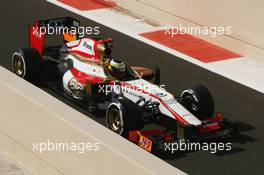 Pedro De La Rosa (ESP) HRT Formula 1 Team F112. 03.11.2012. Formula 1 World Championship, Rd 18, Abu Dhabi Grand Prix, Yas Marina Circuit, Abu Dhabi, Qualifying Day.