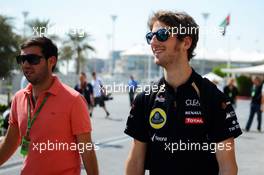 Romain Grosjean (FRA) Lotus F1 Team. 03.11.2012. Formula 1 World Championship, Rd 18, Abu Dhabi Grand Prix, Yas Marina Circuit, Abu Dhabi, Qualifying Day.