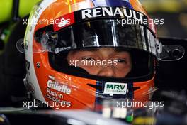 Bruno Senna (BRA) Williams FW34. 03.11.2012. Formula 1 World Championship, Rd 18, Abu Dhabi Grand Prix, Yas Marina Circuit, Abu Dhabi, Qualifying Day.