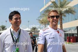 Jenson Button (GBR) McLaren. 03.11.2012. Formula 1 World Championship, Rd 18, Abu Dhabi Grand Prix, Yas Marina Circuit, Abu Dhabi, Qualifying Day.
