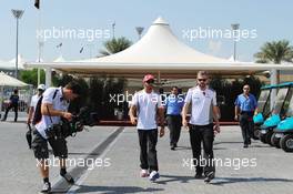 Lewis Hamilton (GBR) McLaren. 03.11.2012. Formula 1 World Championship, Rd 18, Abu Dhabi Grand Prix, Yas Marina Circuit, Abu Dhabi, Qualifying Day.