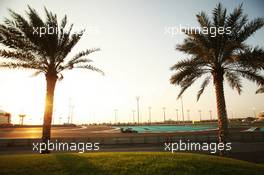 Vitaly Petrov (RUS) Caterham CT01. 03.11.2012. Formula 1 World Championship, Rd 18, Abu Dhabi Grand Prix, Yas Marina Circuit, Abu Dhabi, Qualifying Day.