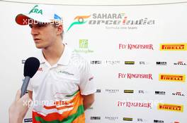 Nico Hulkenberg (GER) Sahara Force India F1 with the media. 01.11.2012. Formula 1 World Championship, Rd 18, Abu Dhabi Grand Prix, Yas Marina Circuit, Abu Dhabi, Preparation Day.