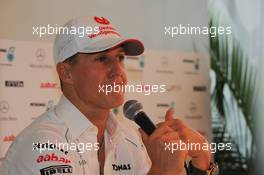 Michael Schumacher (GER) Mercedes AMG F1. 01.11.2012. Formula 1 World Championship, Rd 18, Abu Dhabi Grand Prix, Yas Marina Circuit, Abu Dhabi, Preparation Day.