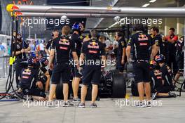 Red Bull Racing practice pit stops. 01.11.2012. Formula 1 World Championship, Rd 18, Abu Dhabi Grand Prix, Yas Marina Circuit, Abu Dhabi, Preparation Day.