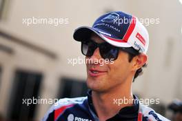 Bruno Senna (BRA) Williams. 01.11.2012. Formula 1 World Championship, Rd 18, Abu Dhabi Grand Prix, Yas Marina Circuit, Abu Dhabi, Preparation Day.