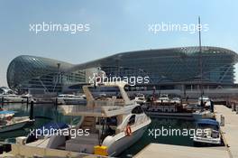 Boats in the Marina. 01.11.2012. Formula 1 World Championship, Rd 18, Abu Dhabi Grand Prix, Yas Marina Circuit, Abu Dhabi, Preparation Day.