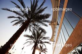 Paddock building and trees. 01.11.2012. Formula 1 World Championship, Rd 18, Abu Dhabi Grand Prix, Yas Marina Circuit, Abu Dhabi, Preparation Day.