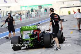 Antonio Felix da Costa (POR) Red Bull Racing RB8 Test Driver running new rear wing. 07.11.2012. Formula 1 Young Drivers Test, Day 2, Yas Marina Circuit, Abu Dhabi, UAE.