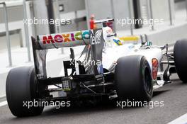 Esteban Gutierrez (MEX) Sauber C31 Third Driver rear wing and rear diffuser detail. 07.11.2012. Formula 1 Young Drivers Test, Day 2, Yas Marina Circuit, Abu Dhabi, UAE.