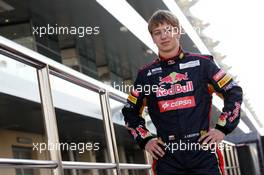 Johnny Cecotto Jr Scuderia Toro Rosso Test Driver. 06.11.2012. Formula 1 Young Drivers Test, Day 1, Yas Marina Circuit, Abu Dhabi, UAE.