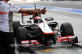 Kevin Magnussen (DEN) McLaren MP4/27 Test Driver. 08.11.2012. Formula 1 Young Drivers Test, Day 3, Yas Marina Circuit, Abu Dhabi, UAE.