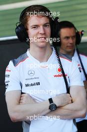 Oliver Turvey (GBR) McLaren Test Driver. 06.11.2012. Formula 1 Young Drivers Test, Day 1, Yas Marina Circuit, Abu Dhabi, UAE.