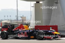 Robin Frijns (NLD) Red Bull Racing RB8 Test Driver. 08.11.2012. Formula 1 Young Drivers Test, Day 3, Yas Marina Circuit, Abu Dhabi, UAE.