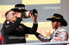Race winner Lewis Hamilton (GBR) McLaren celebrates on the podium with Martin Whitmarsh (GBR) McLaren Chief Executive Officer. 18.11.2012. Formula 1 World Championship, Rd 19, United States Grand Prix, Austin, Texas, USA, Race Day.
