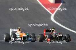 Nico Hulkenberg (GER) Sahara Force India F1 VJM05 and Romain Grosjean (FRA) Lotus F1 E20 battle for position. 18.11.2012. Formula 1 World Championship, Rd 19, United States Grand Prix, Austin, Texas, USA, Race Day.