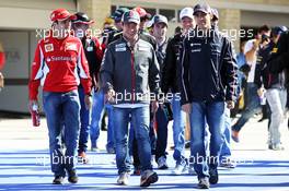 (L to R): Felipe Massa (BRA) Ferrari; Kamui Kobayashi (JPN) Sauber; and Pastor Maldonado (VEN) Williams on the drivers parade. 18.11.2012. Formula 1 World Championship, Rd 19, United States Grand Prix, Austin, Texas, USA, Race Day.
