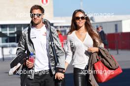 (L to R): Jenson Button (GBR) McLaren with girlfriend Jessica Michibata (JPN). 18.11.2012. Formula 1 World Championship, Rd 19, United States Grand Prix, Austin, Texas, USA, Race Day.