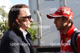 (L to R): Emerson Fittipaldi (BRA) with Felipe Massa (BRA) Ferrari. 18.11.2012. Formula 1 World Championship, Rd 19, United States Grand Prix, Austin, Texas, USA, Race Day.