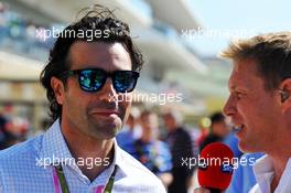 (L to R): Dario Franchitti (GBR) with Simon Lazenby (GBR) Sky Sports F1 TV Presenter. 18.11.2012. Formula 1 World Championship, Rd 19, United States Grand Prix, Austin, Texas, USA, Race Day.