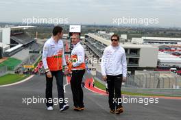 (L to R): Paul di Resta (GBR) Sahara Force India F1 walks the circuit with Gerry Convy (GBR) Personal Trainer and Will Hings (GBR) Sahara Force India F1 Press Officer. 15.11.2012. Formula 1 World Championship, Rd 19, United States Grand Prix, Austin, Texas, USA, Preparation Day.