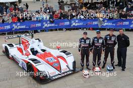 #42 Greaves Motorsport Zytek Z11SN Nissan: Alex Brundle, Martin Brundle, Lucas Ordonez 11.06.2012, Le Mans Scrutineering and Teamshots, FIA World Endurance Championship, Le Mans, France