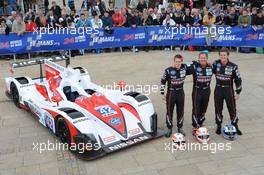 #42 Greaves Motorsport Zytek Z11SN Nissan: Alex Brundle, Martin Brundle, Lucas Ordonez 11.06.2012, Le Mans Scrutineering and Teamshots, FIA World Endurance Championship, Le Mans, France