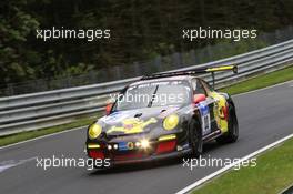 #88 Haribo Racing Team Porsche 911 GT3 Cup (SP7): Christian Menzel, Mario Farnbacher, Dominik Brinkmann, Jeffrey Schmidt 18.05.2013. ADAC Zurich 24 Hours, Nurburgring, Germany