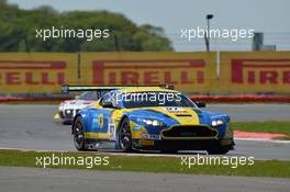 02.06.2013- Race, Darren Turner (GBR) Stefan Mucke (DEU) Frederic Makowiecki (FRA) Aston Martin Vantage GT3, Aston Martin Racing  01-02.06.2013. Blancpain Endurance Series, Rd 2, Silverstone, England.